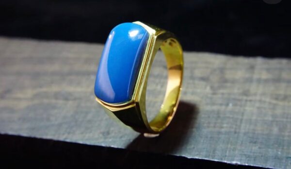 Domi Blue Amber Ring